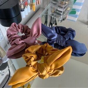 Anthropologie Hair bow Satin Scrunchies Set never worn without tags